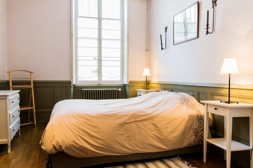 Le Pasteur Lejlighed Dijon Værelse billede